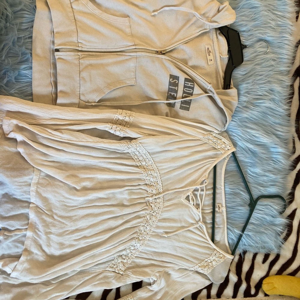 Hollister Bundle